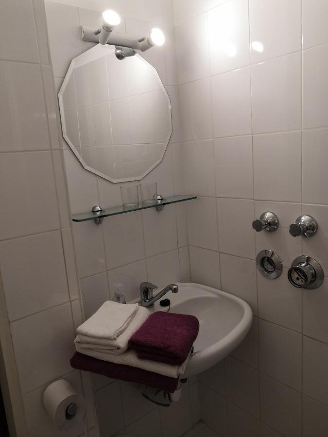Ferienwohnungen Schelhas Prien am Chiemsee Bagian luar foto